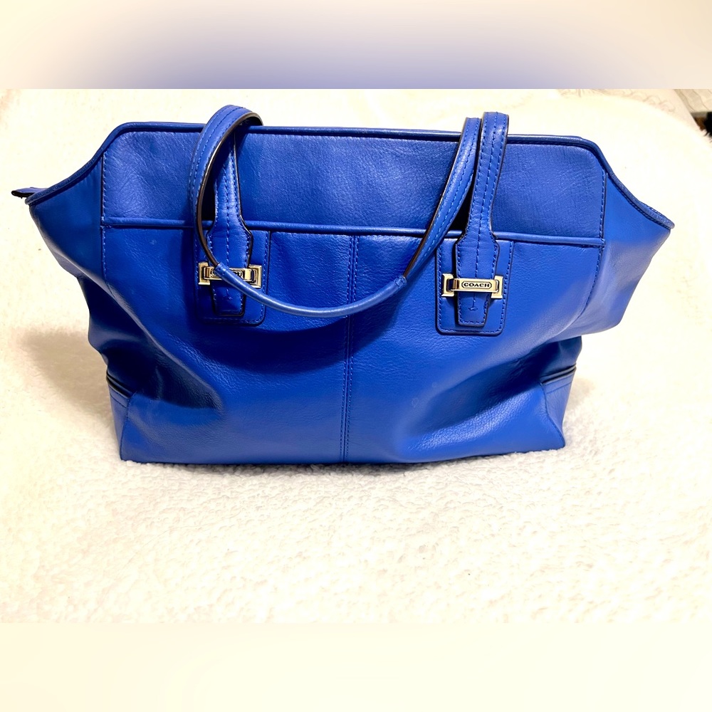 Coach Shoulder Bag
